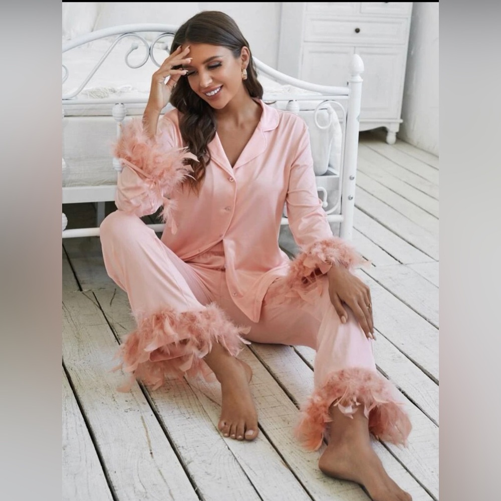 Shein Baby Pink Collar Fuzzy Detail Blouse & Pants PJ Set Ladies Size M(6)